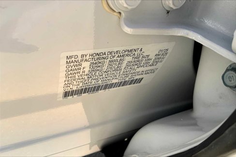 Used 2025 Acura MDX FWD w/ Technology Package image 32