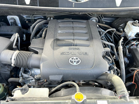 Used 2017 Toyota Tundra Platinum image 18