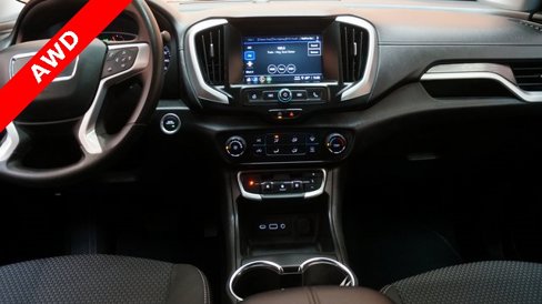 Used 2024 GMC Terrain SLE image 34