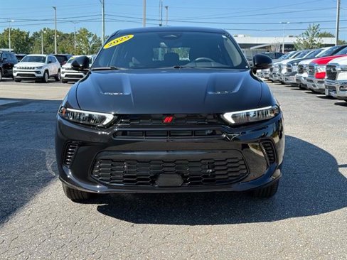 Used 2025 Dodge Hornet GT w/ Cold Weather Group image 8