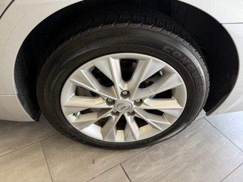 Used 2014 Lexus ES 300h image 54