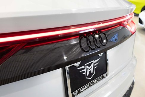 Used 2023 Audi RS Q8 w/ Black Optic Package image 11
