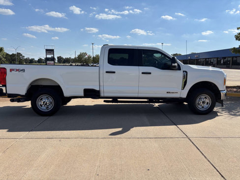 Used 2023 Ford F250 XL w/ FX4 Off-Road Package image 1