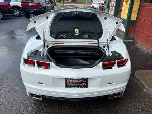 Used 2011 Chevrolet Camaro SS image 24