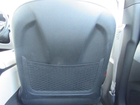 Used 2025 Genesis G70 2.5T image 28