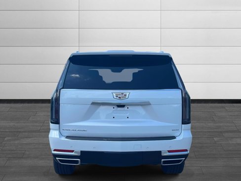 New 2025 Cadillac Escalade Premium Luxury w/ Touring Package image 4