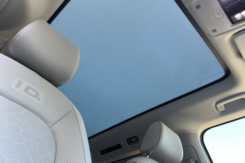 New 2025 Volkswagen ID. Buzz 1st Edition image 18