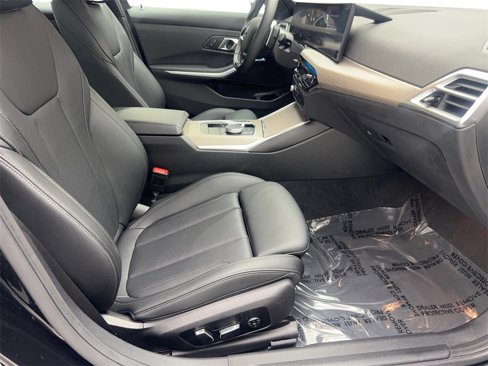 Used 2025 BMW 330i Sedan image 44