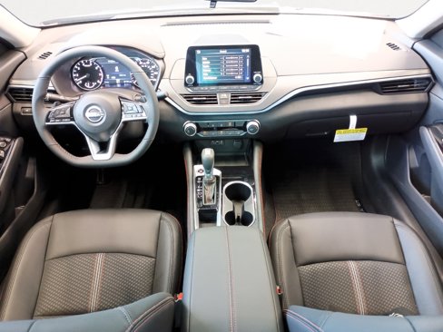 New 2025 Nissan Altima 2.5 SR image 2
