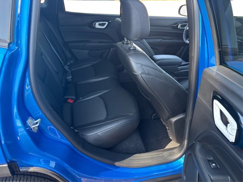 New 2026 Jeep Compass Latitude image 20