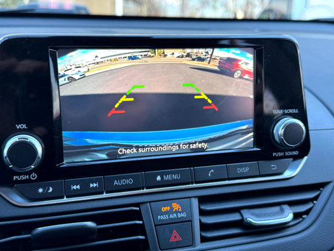 Used 2022 Nissan Altima 2.5 S image 9