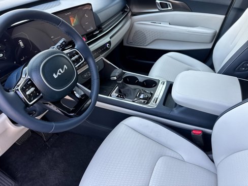 New 2026 Kia Carnival SX Prestige image 9