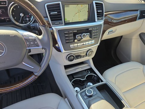 Used 2013 Mercedes-Benz ML 350 4MATIC image 32