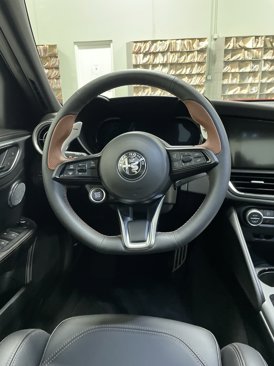New 2025 Alfa Romeo Giulia AWD w/ Driving Assist Package image 12