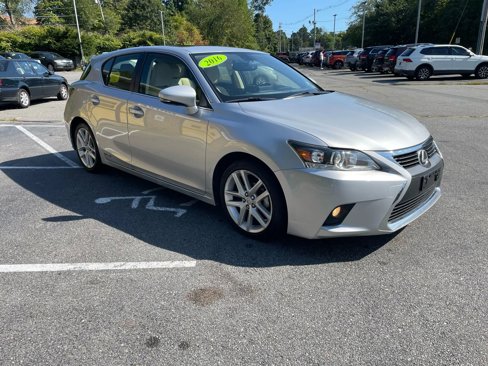 Used 2016 Lexus CT 200h image 5