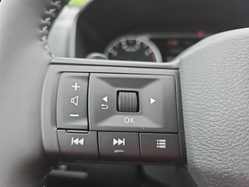 New 2026 Nissan Rogue SV image 17