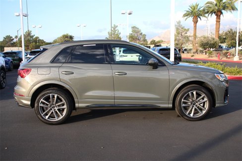 Used 2025 Audi Q3 2.0T Premium image 24