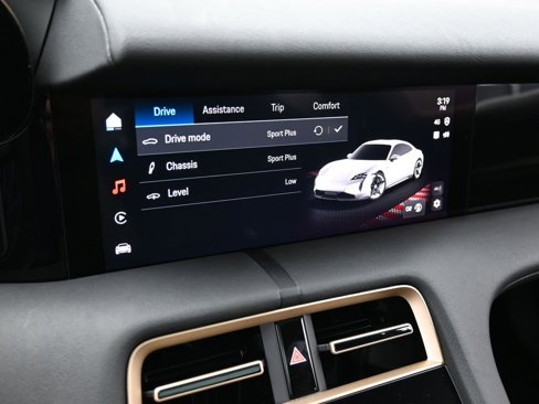 New 2025 Porsche Taycan 4S image 22