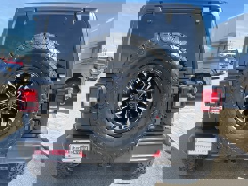New 2025 Jeep Wrangler Unlimited Sport image 31