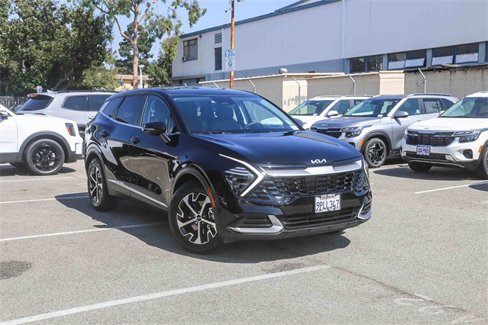 Certified 2025 Kia Sportage EX image 2