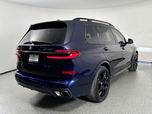 New 2026 BMW X7 xDrive40i w/ M Sport Package image 4