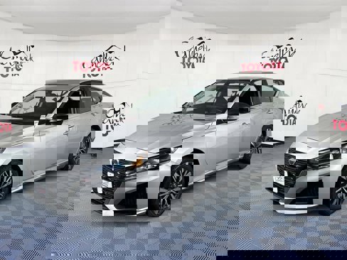 Used 2024 Nissan Altima 2.5 SV image 2
