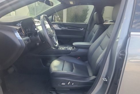 Certified 2023 Cadillac XT5 Premium Luxury image 9