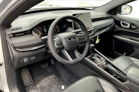 New 2026 Jeep Compass Latitude w/ Quick Order Package 29K image 6