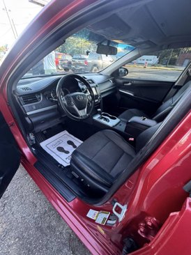 Used 2012 Toyota Camry image 9