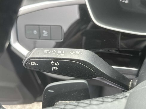 Used 2024 Audi Q3 2.0T Premium image 21