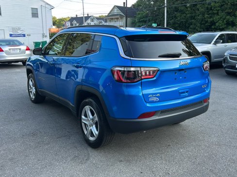 Used 2023 Jeep Compass Latitude w/ Sun and Sound Group image 5