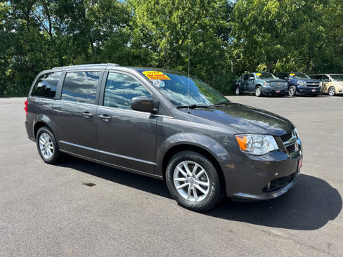 Used 2019 Dodge Grand Caravan SXT w/ Driver Convenience Group image 1