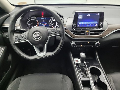 Used 2024 Nissan Altima 2.5 SV image 22