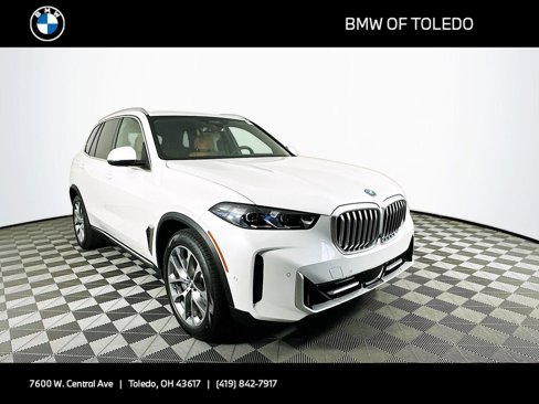 New 2026 BMW X5 xDrive50e w/ Executive Package image 1