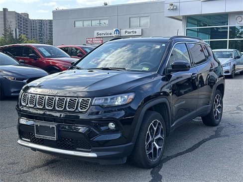 Certified 2025 Jeep Compass Limited image 5