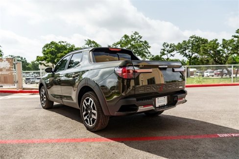 New 2025 Hyundai Santa Cruz Limited image 4