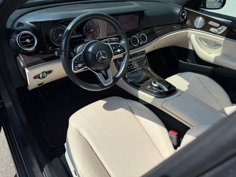 Used 2019 Mercedes-Benz E 300 4MATIC image 15