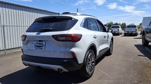 New 2025 Ford Escape SE w/ Class II Trailer Tow Package image 6
