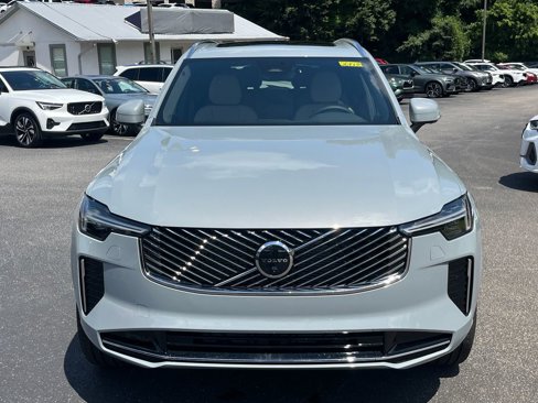 New 2026 Volvo XC90 B6 Plus w/ Protection Package Premier image 10