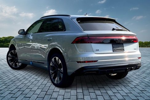 New 2025 Audi Q8 Premium Plus image 12