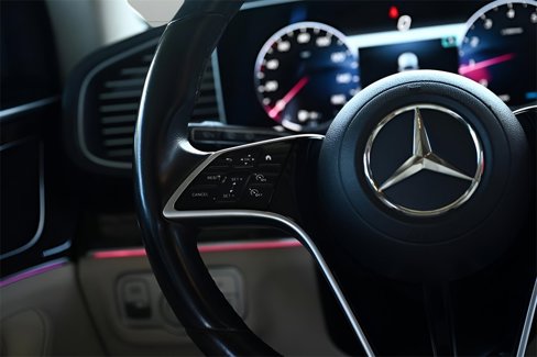 Used 2024 Mercedes-Benz GLE 350 4MATIC image 36