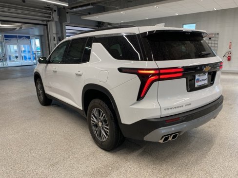 New 2026 Chevrolet Traverse LT w/ Driver Confidence Package image 9