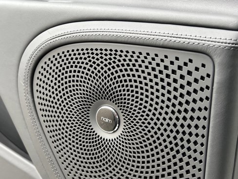 New 2025 Bentley Flying Spur Plug-In Hybrid image 52