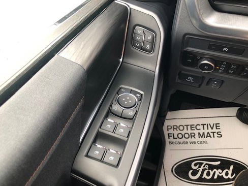 New 2025 Ford F150 Lariat image 28