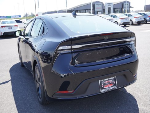 New 2026 Toyota Prius Plug-In Hybrid image 8