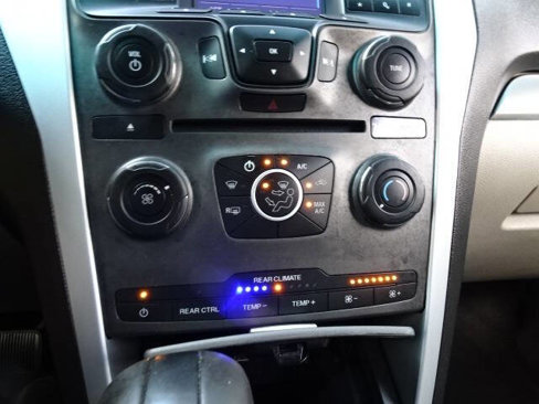 Used 2015 Ford Explorer FWD image 39