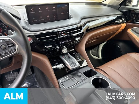Used 2024 Acura MDX SH-AWD w/ Advance Package image 36