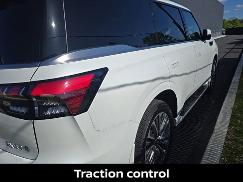 Used 2025 INFINITI QX80 Luxe image 12