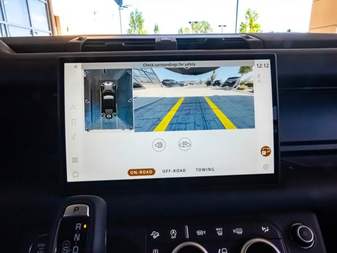 New 2025 Land Rover Defender 110 X-Dynamic SE image 18