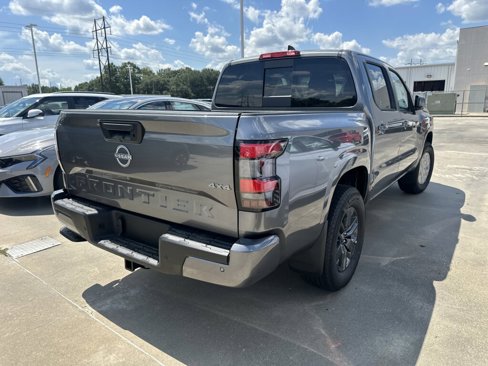 New 2026 Nissan Frontier SV image 2